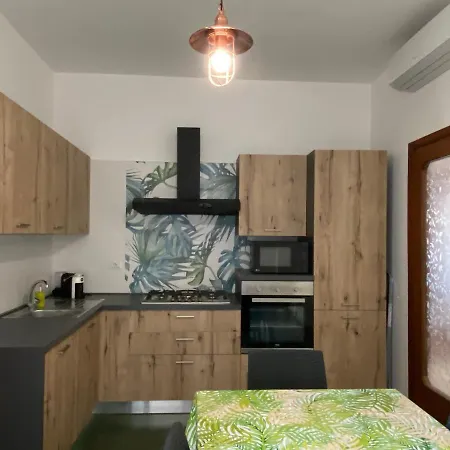 Tropical Apartment *