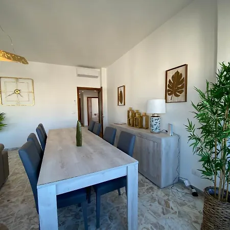 Apartment Tropical