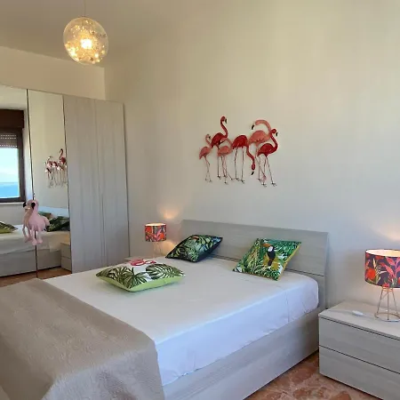 Tropical Apartment